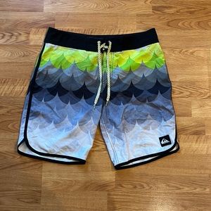 Quiksilver board shorts